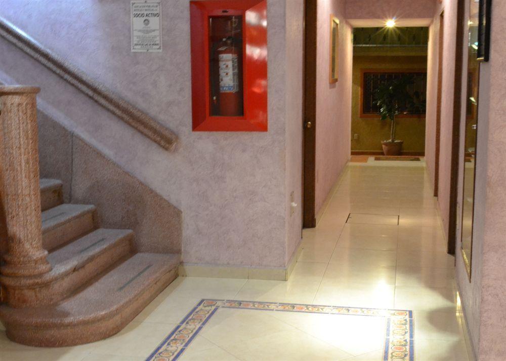 Capital O Hotel Valencia 普埃布拉 外观 照片