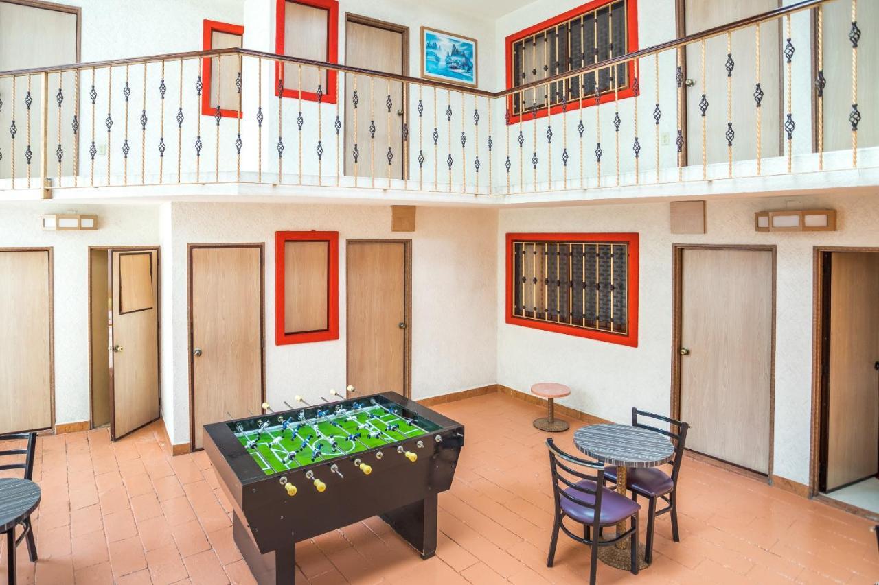 Capital O Hotel Valencia 普埃布拉 外观 照片