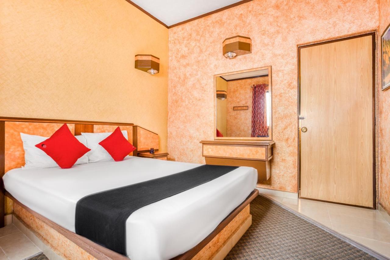 Capital O Hotel Valencia 普埃布拉 外观 照片